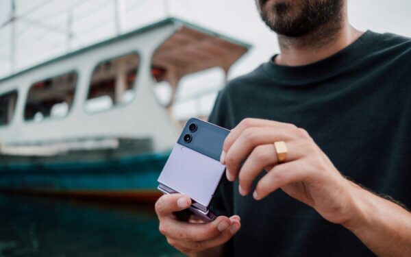 Pirmasis sulankstomas „iPhone” pasirodys jau šiemet: aiškėja dizaino ypatybės ir galima kaina