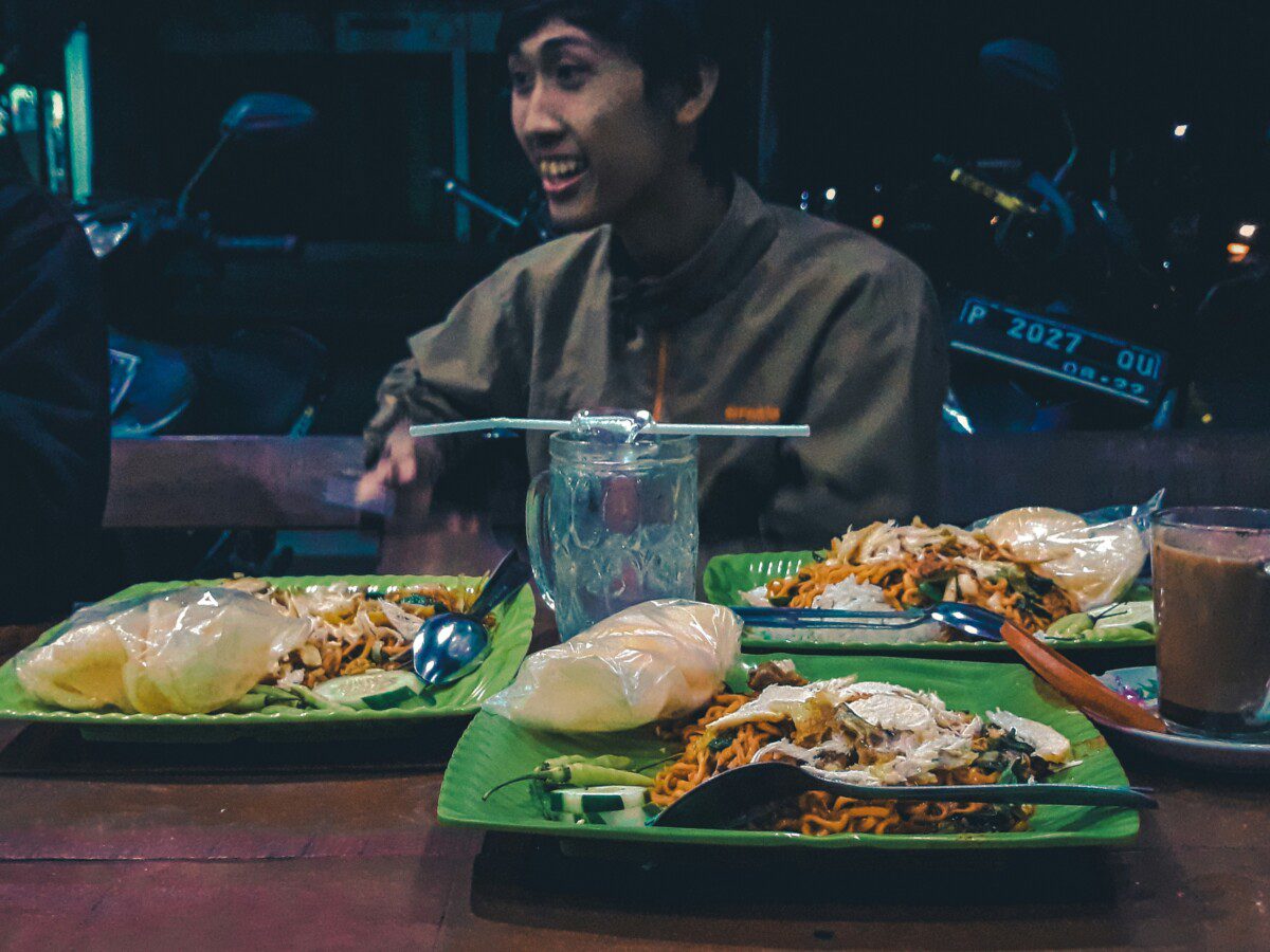 Valgote prieš miegą ir negalite užmigti? Įvardino produktus, kurių privaloma vengti