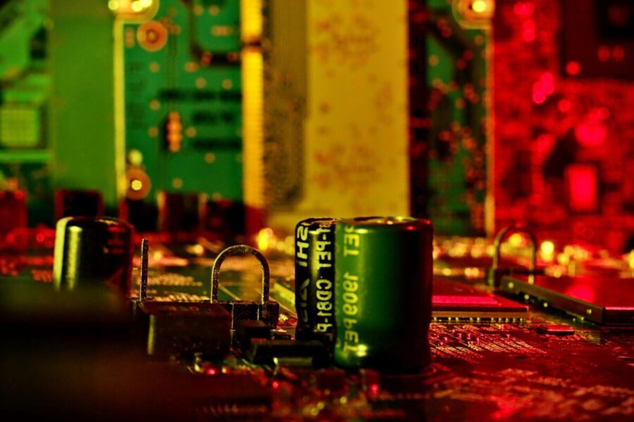 Sprendima veikia net ir kaitros sąlygomis: sukūrė kondensatorių, keičiantį elektros energetikos ateitį