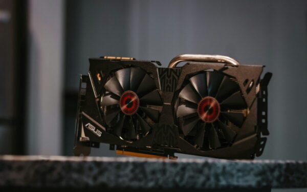 Košmaras vaizdo plokščių rinkoje: AMD kainos kyla jau antrą kartą per metus, pirkėjai įsiutę