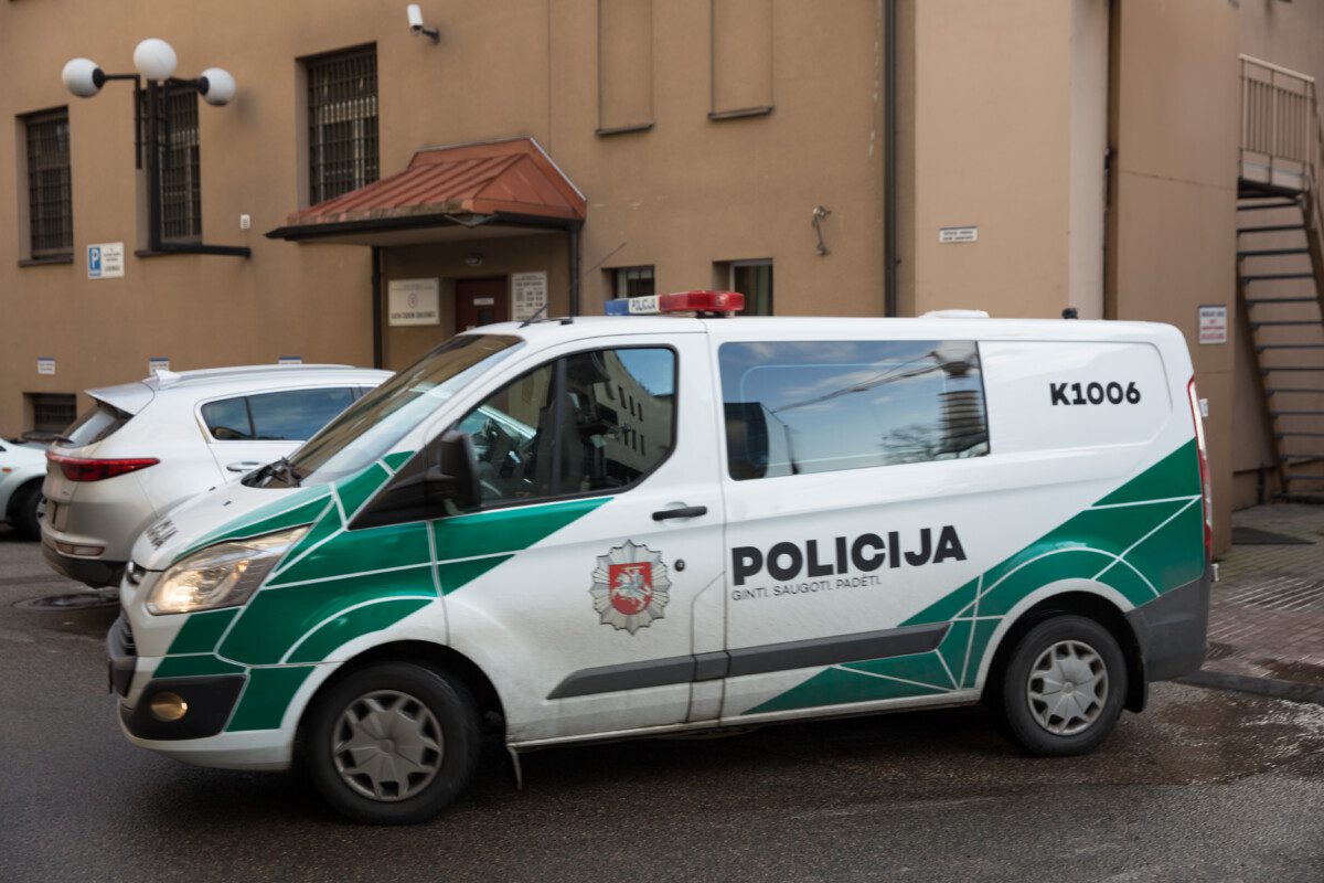 Kas vyksta Kaune? Vėl šūviai į troleibusą, policija sulaikė įtariamąjį