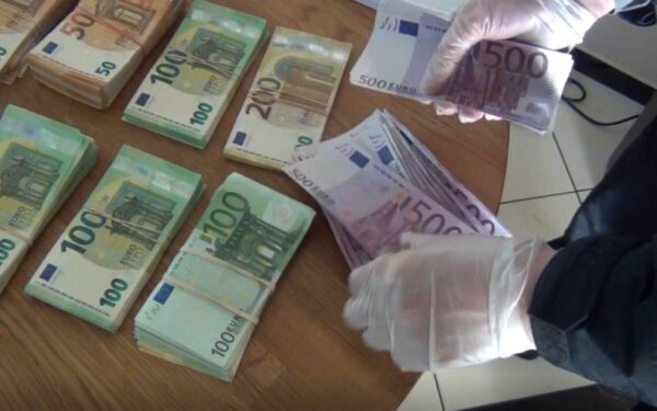 Prekyba vaikais ir kiti sunkūs nusikaltimai: Lietuvos teisėsauga baigė tarptautinį tyrimą, įtarimai pareikšti 33 asmenims