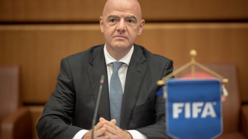FIFA prezidentas apie Rusiją: draudimai ir boikotai turi baigtis
