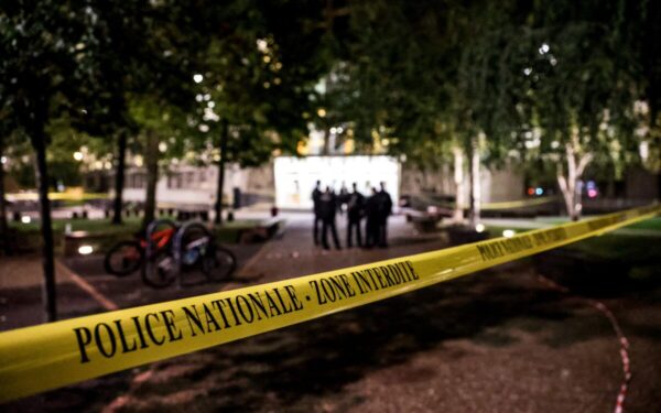 Kritiška padėtis Prancūzijos mokyklose: mokinys subadė mokytoją, smurto banga neslūgsta