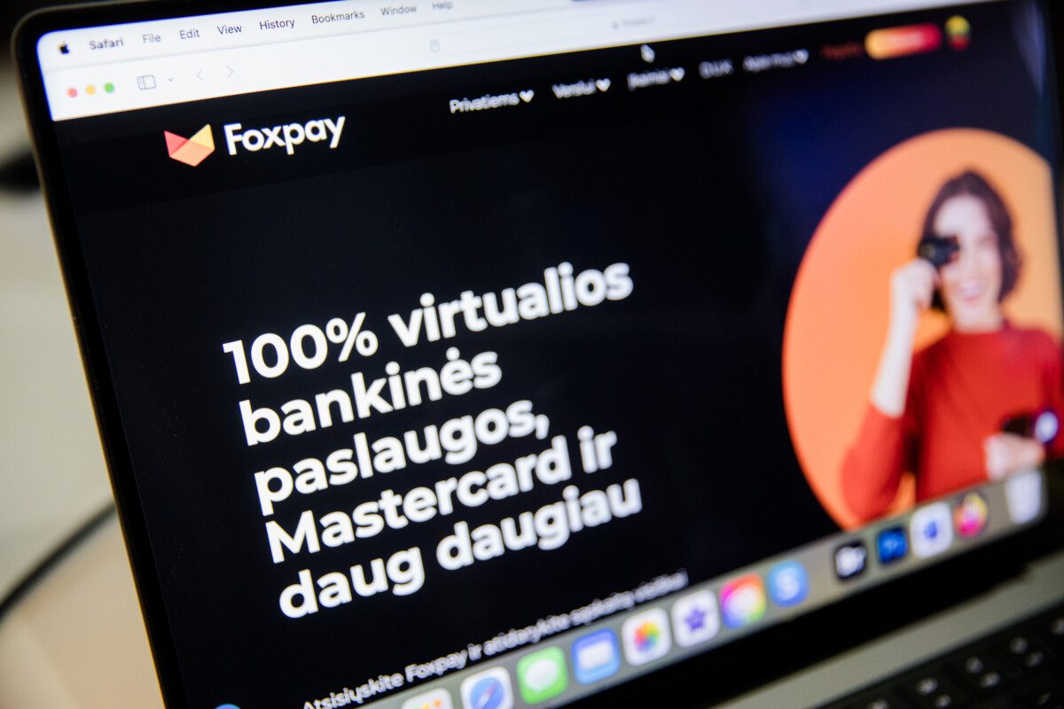 Laisvė už milijoną „Foxpay“ byloje: žmogus, dėl kurio pasitraukė ministrė, paleidžiamas už užstatą