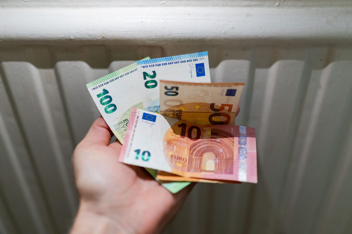 Dar nespėjote atsigauti po milžiniškų sausio sąskaitų? VERT paskelbė, kokių pokyčių laukti vasarį