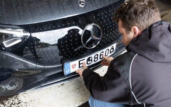 Vairuotojams skubus įspėjimas: TA stotyse gali kilti chaosas, paprasta išeitis yra, bet nepavėluokite