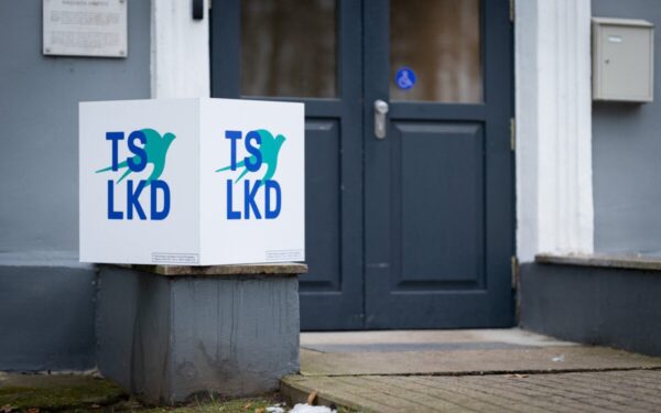 Konservatoriai įsitaisė reitingų viršūnėje, bet rinkėjų nuomonė gali juos greit nublokšti