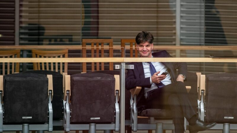 Vėgėlė buria šalininkus: „Piliečių konferencijoje“ kalbėjo apie būtinybę įveikti sistemą