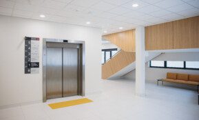 Vilniaus miesto klinikinėje ligoninėje (VMKL) atidarytas naujas operacinių, reanimacijos ir hemodializės korpusas. ELTA / Josvydas Elinskas