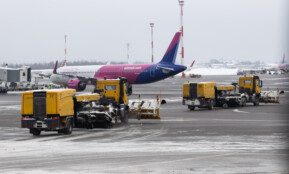 Naujos sniego valymo technikos Vilniaus oro uoste pristatymas. ELTA / Dainius Labutis