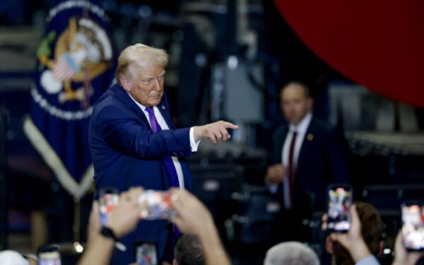 Lemiamas sprendimas Vašingtone: ar Trumpas galėjo įvesti muitus be Kongreso sutikimo?