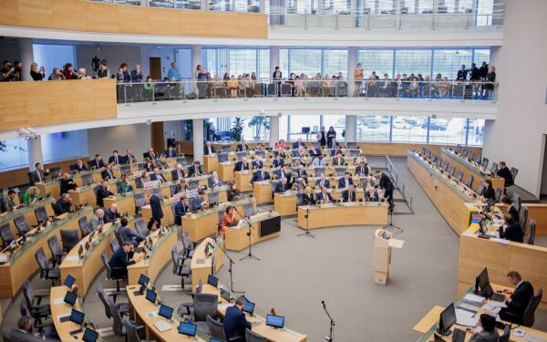 Seime atmesta iniciatyva dėl LRT finansavimo: kodėl šis siūlymas sukėlė tiek triukšmo?