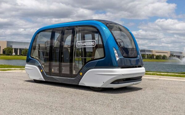 Technologinis proveržis oro uostuose: keleivius jau netrukus vežios autonominiai autobusai