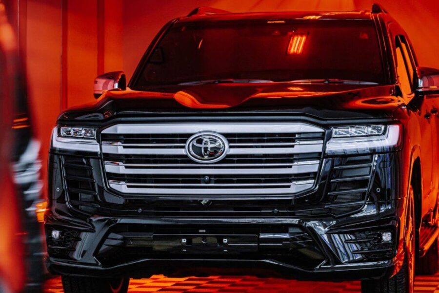 Elektromobilių era stabtelėjo: „Toyota“ atskleidė planą, kaip užkariauti rinką su visiems žinomais modeliais