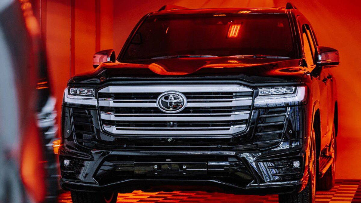 Elektromobilių era stabtelėjo: „Toyota“ atskleidė planą, kaip užkariauti rinką su visiems žinomais modeliais