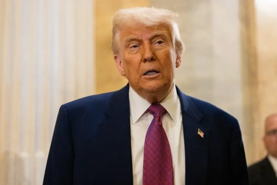 Trumpo tonas griežtėja: paskelbė apie JAV pasaulinio tarifo padidinimą nuo 10 iki 15 procentų