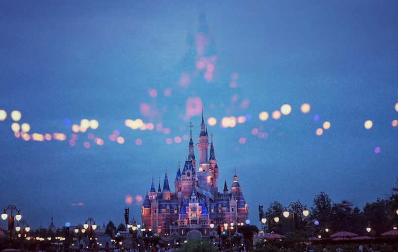 painting of building