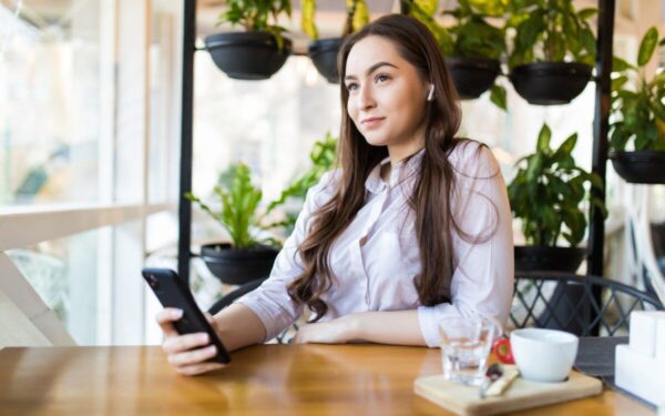 Stilingas sprendimas su galingu skambesiu roko ir elektroninės muzikos gerbėjams