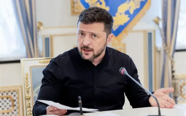 Zelenskis įvardijo Lukašenką kaip grėsmę: įvestos sankcijos dėl pagalbos Rusijai ir raketų tiekimo