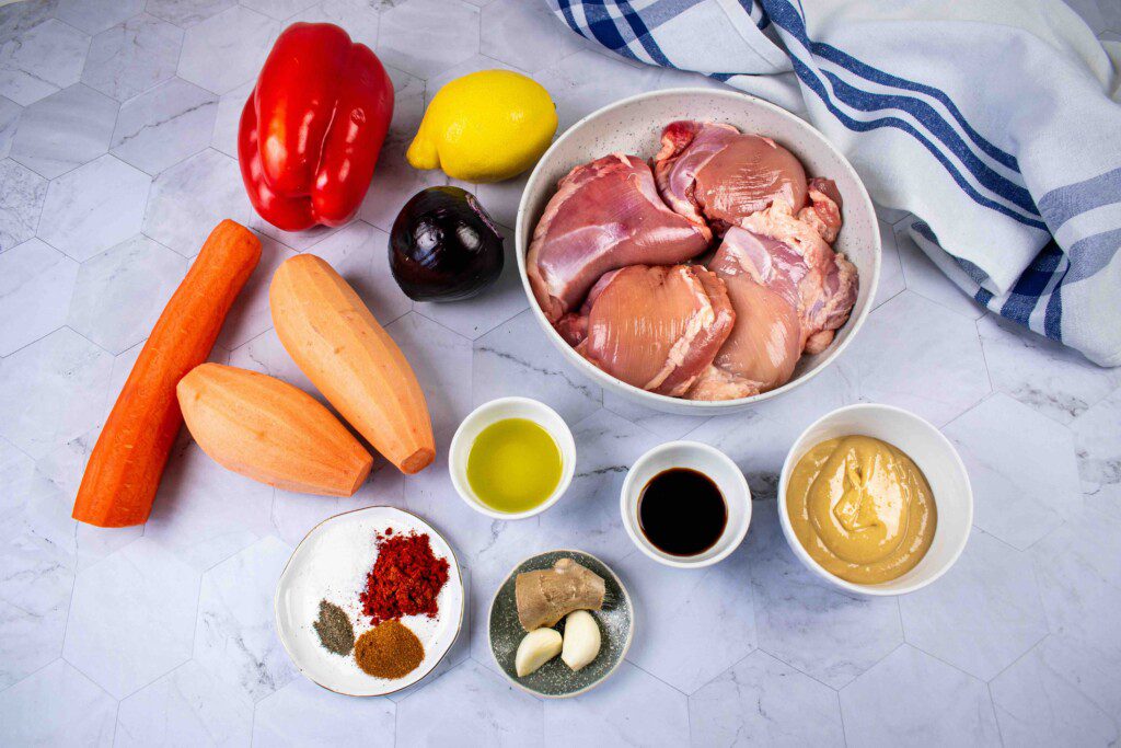 Žemės riešutų kremo vištiena su keptomis daržovėmis. Ingredientai