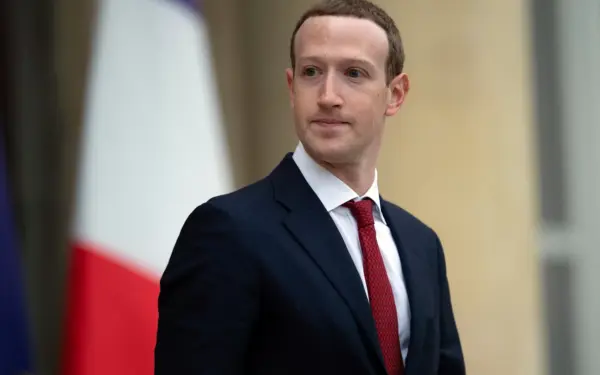 Motinos maldauja teisingumo: Zuckerbergas liudys svarbiame teismo procese dėl vaikų priklausomybės
