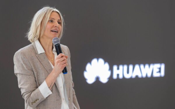 „Huawei“ Vilniuje pristatė naujausius savo produktus