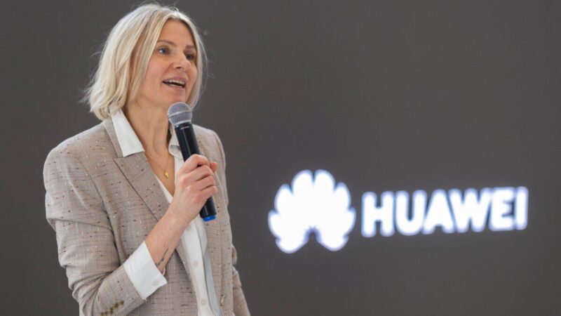 „Huawei“ Vilniuje pristatė naujausius savo produktus