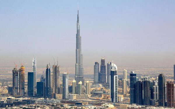 Daugiau nei 1000 lietuvių Artimuosiuose Rytuose: sprendimų dėl evakuacijos nėra