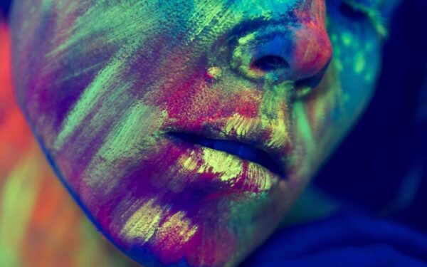 Viena spalva gali pakeisti jūsų gyvenimą: pasitikrinkite, ką rodo jūsų Zodiako ženklas