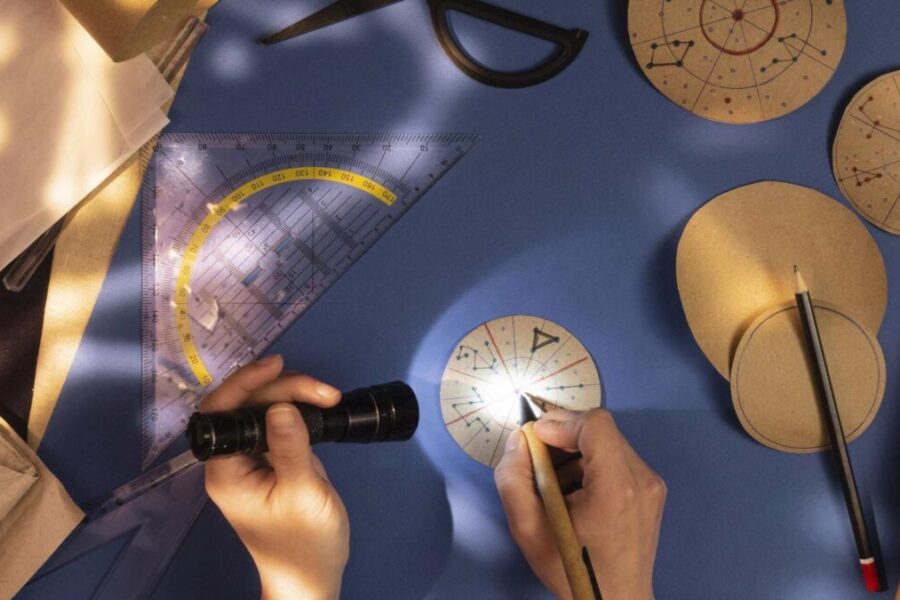 Pirmadienio horoskopas: šie du Zodiako ženklai sulauks netikėto proveržio, pasitikrinkite dabar