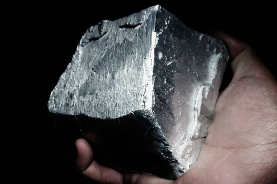 Mokslininkai sukūrė išskirtinį aliuminį: pigus metalas gali apversti energetiką aukštyn kojom