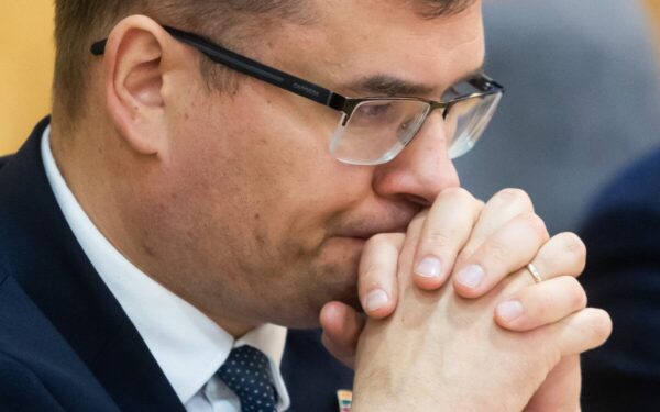 Konservatorius Kasčiūnas ragina veikti nedelsiant: gynybos susitarimas turi būti atnaujintas