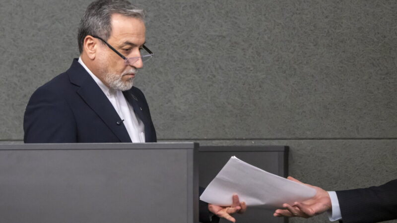 Po Ali Khamenei žūties Iranas skuba rinkti naują dvasinį lyderį