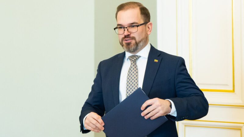 Spaudimas auga: Seime dalis valdančiųjų priešinasi, Kaunas perspėja dėl vilkinimo