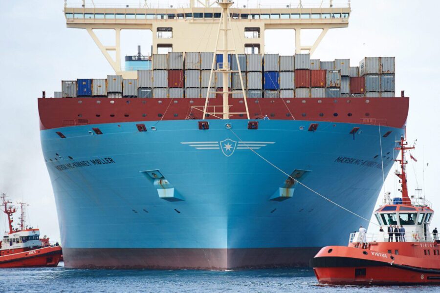 Didžiausias pasaulyje konteinerių laivas "Maersk MC-Kinney Moller". EPA-ELTA nuotr.