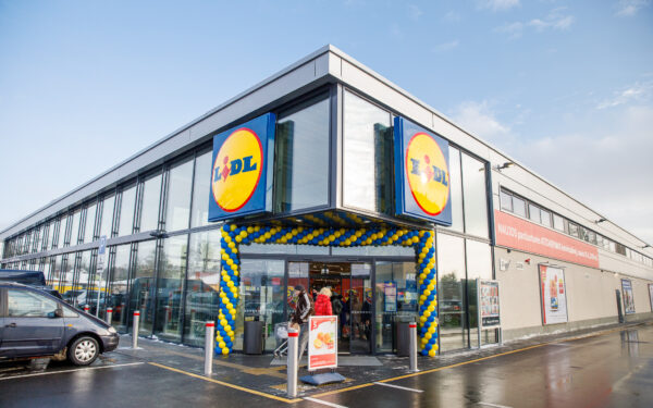 Populiarūs produktai už žemiausią kainą: „Lidl“ parduotuvėse startuoja akcijų maratonas