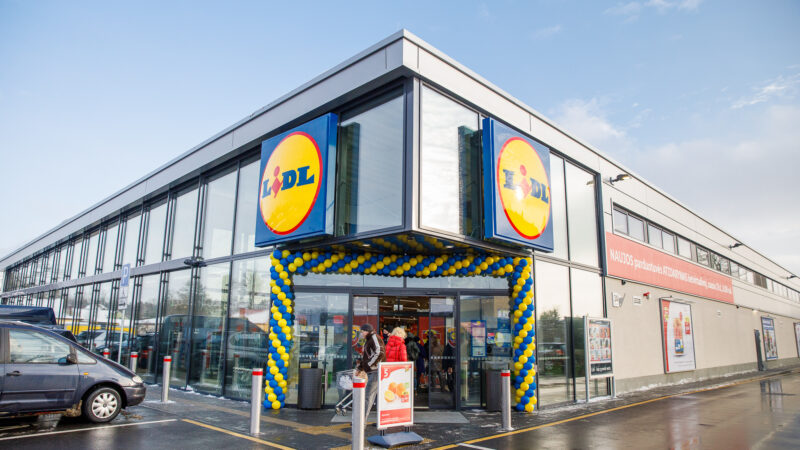 Populiarūs produktai už žemiausią kainą: „Lidl“ parduotuvėse startuoja akcijų maratonas