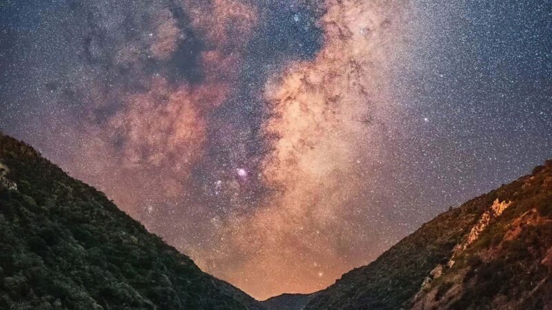 Šis pirmadienis nebus paprastas: Plutono ir Neptūno sąveika gali iškelti tai, kas buvo paslėpta