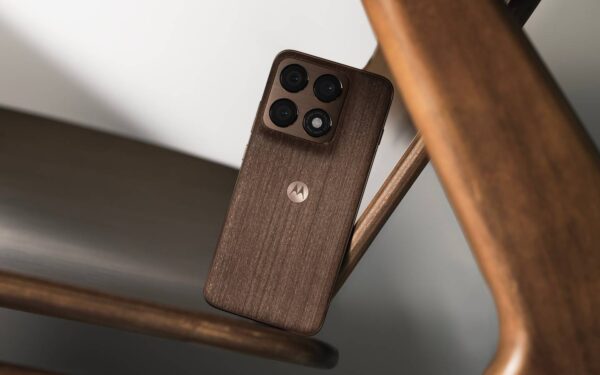 Nauji „Motorola“ telefonai jau Europoje: vienas modelis gali nustebinti labiausiai