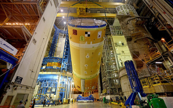 „Artemis II“ įgula pasiekė didžiausią atstumą nuo Žemės: rekordas, iššūkiai ir kelias į Mėnulio misijas