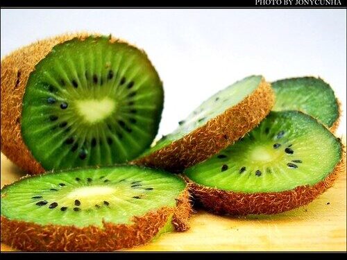 Kivis su odele: paprastas paaiškinimas, kodėl verta išbandyti ir ką reikia žinoti