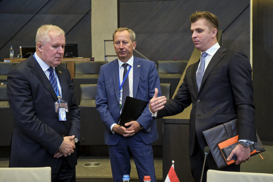 Seime – staigi rokiruotė: mandatas panaikintas, bet kas privertė priimti šį sprendimą?