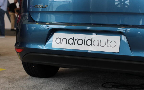 „Android Auto“ problemos tęsiasi: sužinokite, kas keičiasi ir ar bus išspręstos problemos