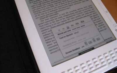 „Amazon“ sprendimas: seni „Kindle“ vis dar veiks, bet vartotojai nebegalės atsisiųsti knygų
