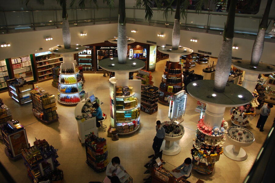 Prekės gali keliauti ten, kur neturėtų: „duty free“ veikla Lietuvoje kelia vis daugiau klausimų