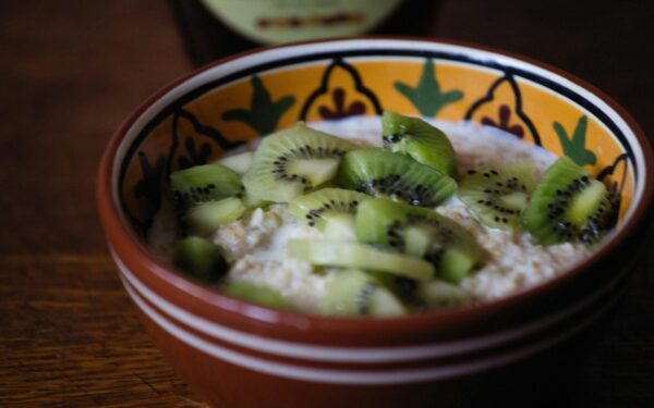 Brinkinta ar virta avižinė košė? Sužinokite, kuris variantas suteikia daugiau sotumo