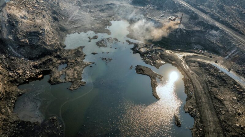 Iššūkis JAV lyderystei rinkoje: didžiausia anglies kasykla pasaulyje gali persikelti į Indiją