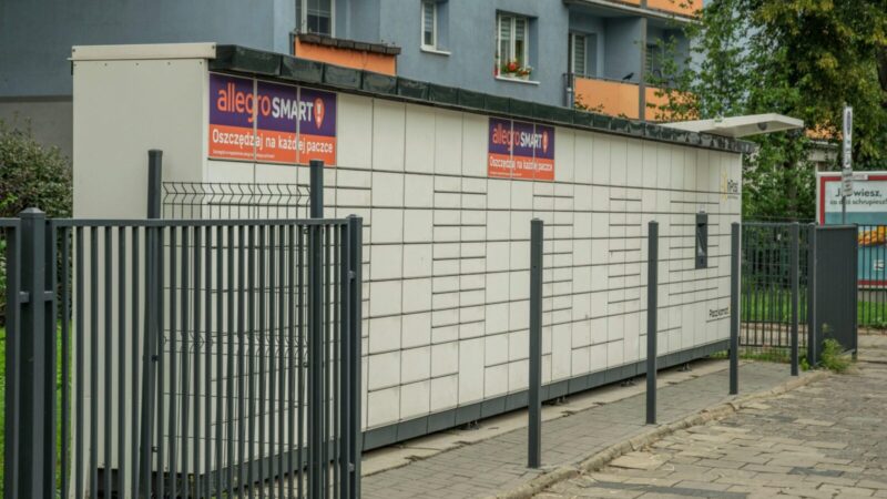 „Multibox“ paštomatuose: sužinokite, kaip „Allegro“ dar labiau supaprastina siuntų atsiėmimą