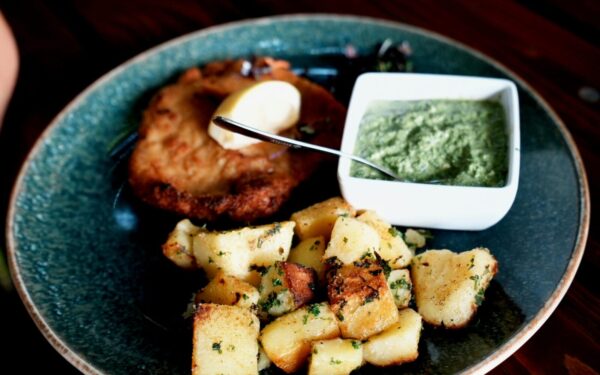 Šniceliai kaip prabangiam restorane: mažas, bet svarbus žingsnis, kuris pagerina mėsos minkštumą